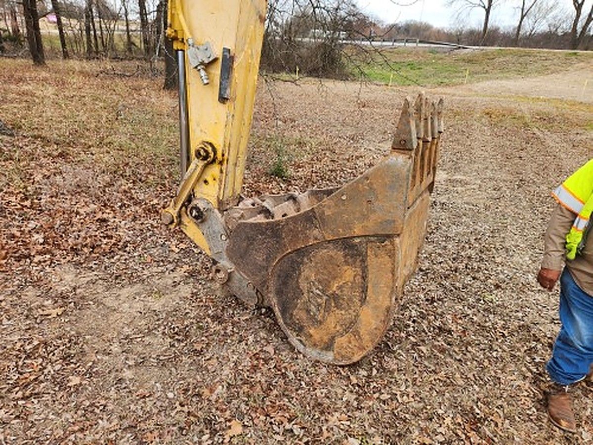 KOBELCO SK210LC-10 photo 9