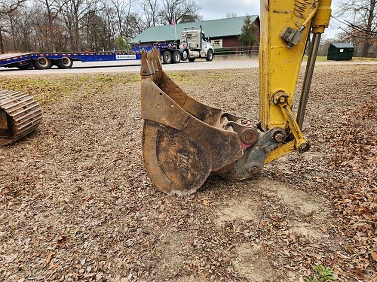 KOBELCO SK210LC-10 photo 10