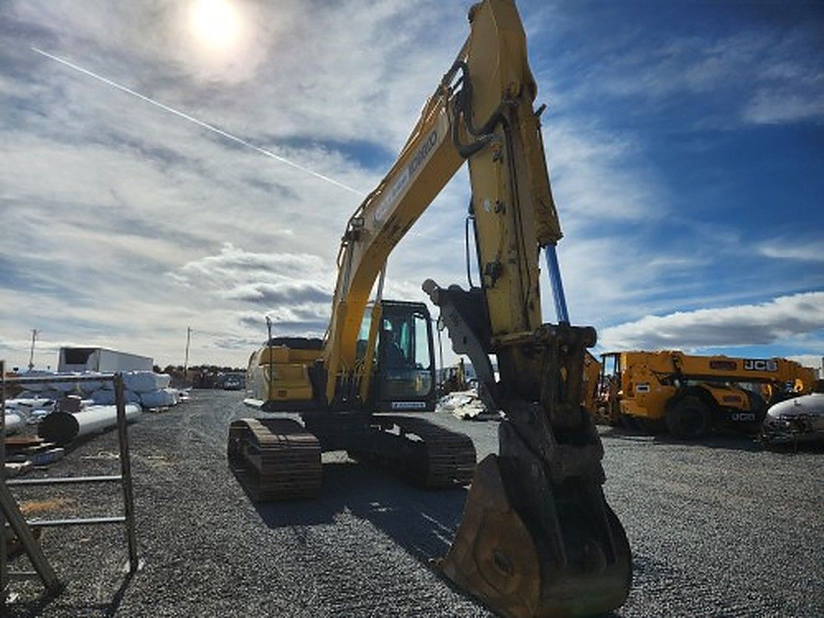KOBELCO SK210LC-10 photo 5