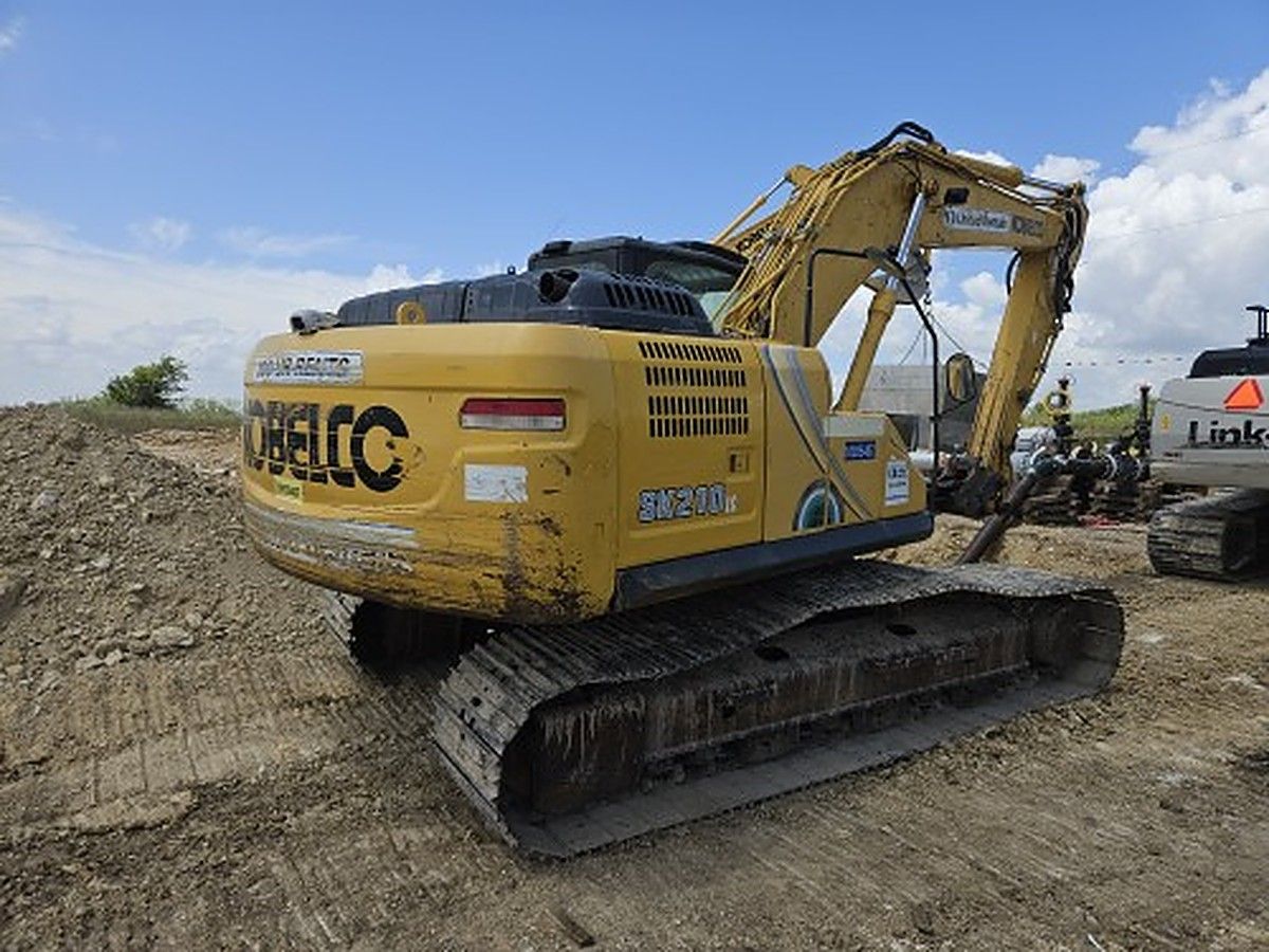 KOBELCO SK210LC-10 photo 2