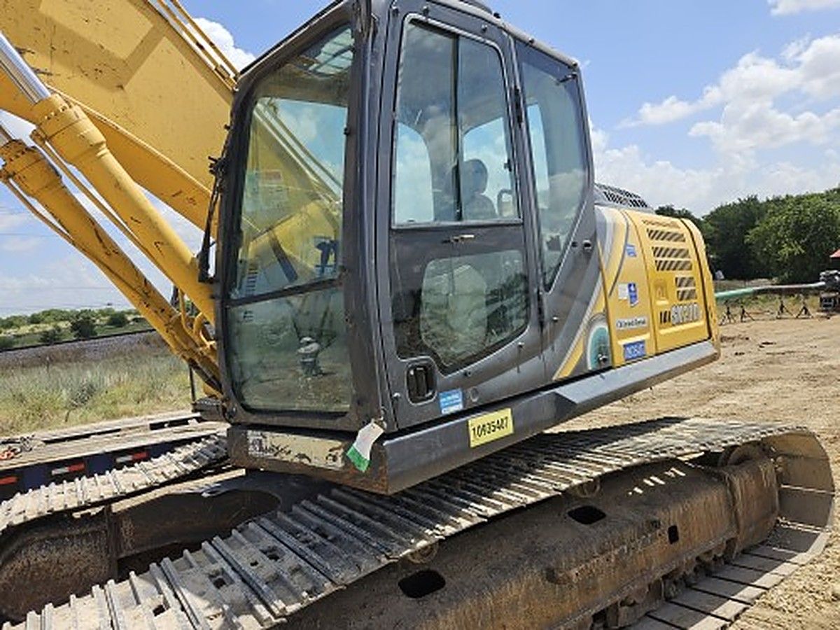 KOBELCO SK210LC-10 photo 3