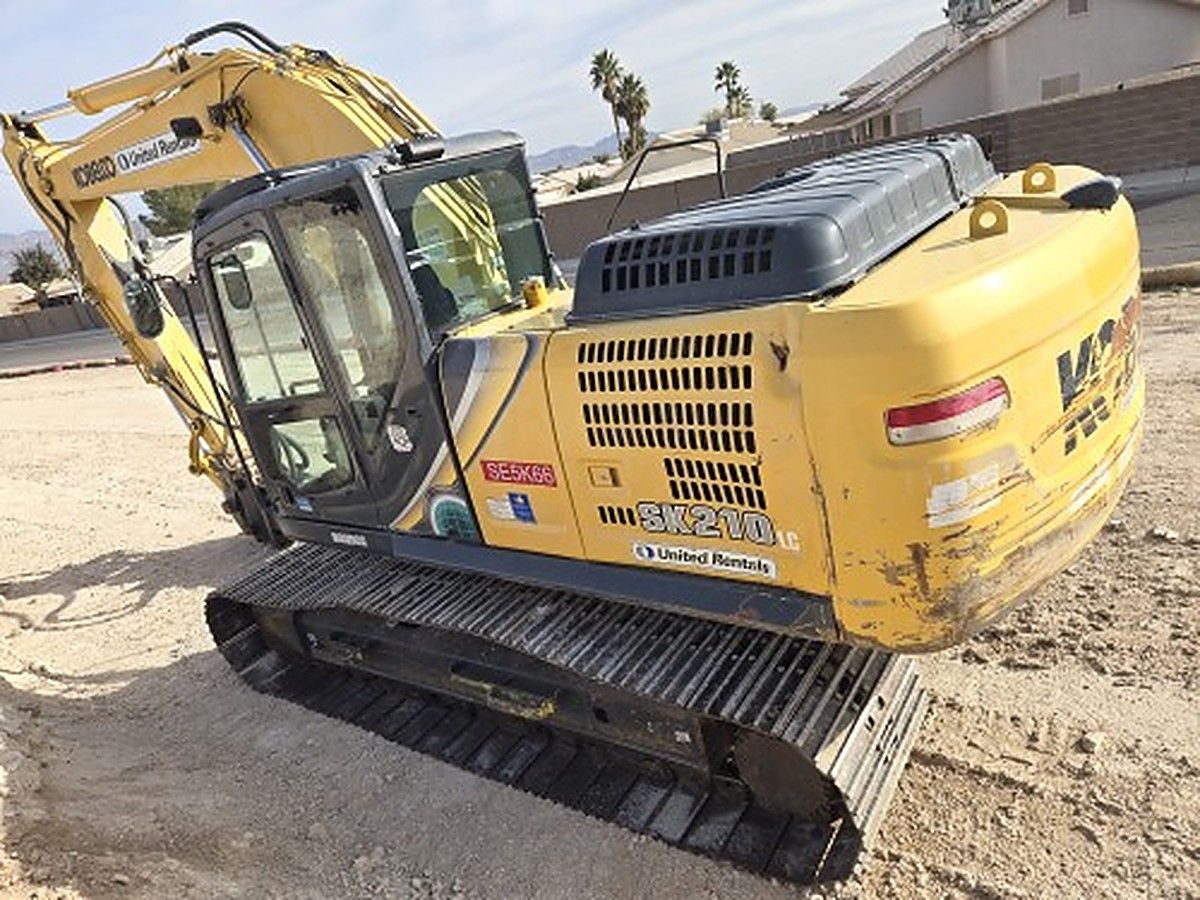 KOBELCO SK210LC-10 photo 3