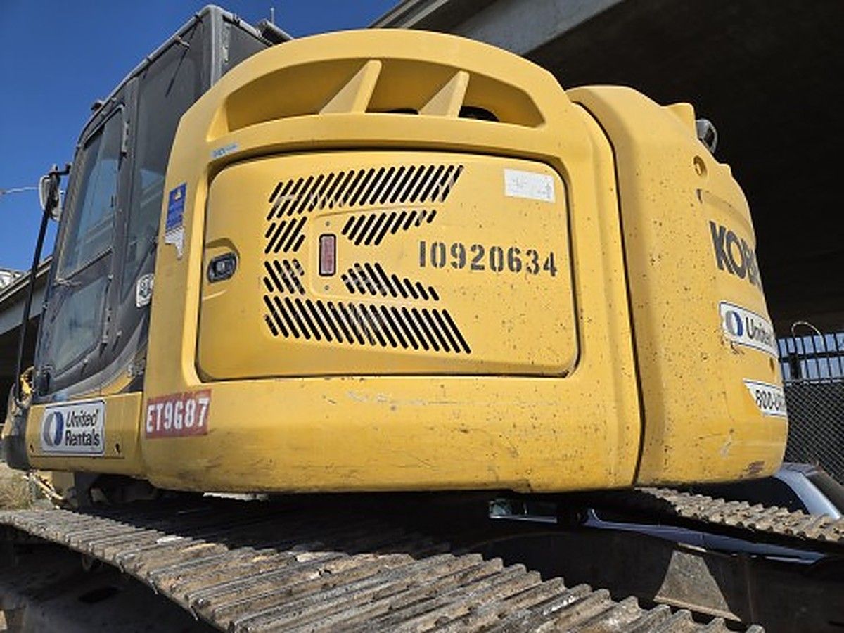 KOBELCO SK230SR-5 photo 16