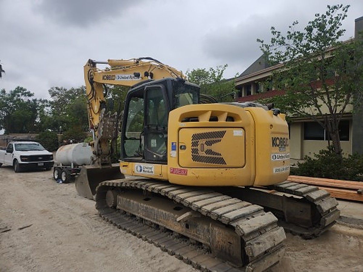 KOBELCO SK230SRLC-5 photo 3