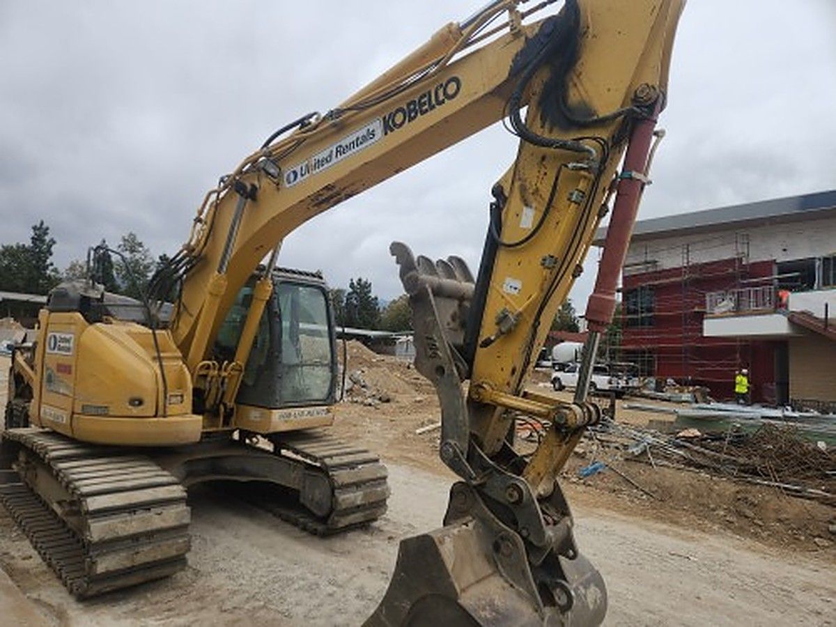 KOBELCO SK230SRLC-5 photo 4
