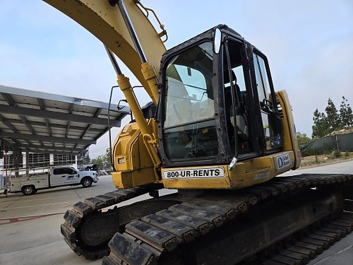 KOBELCO SK230SRLC-5 photo 6