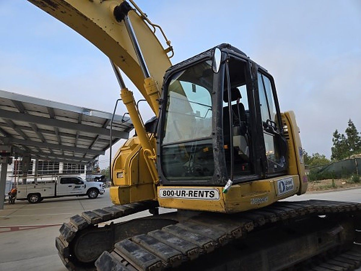 KOBELCO SK230SRLC-5 photo 8