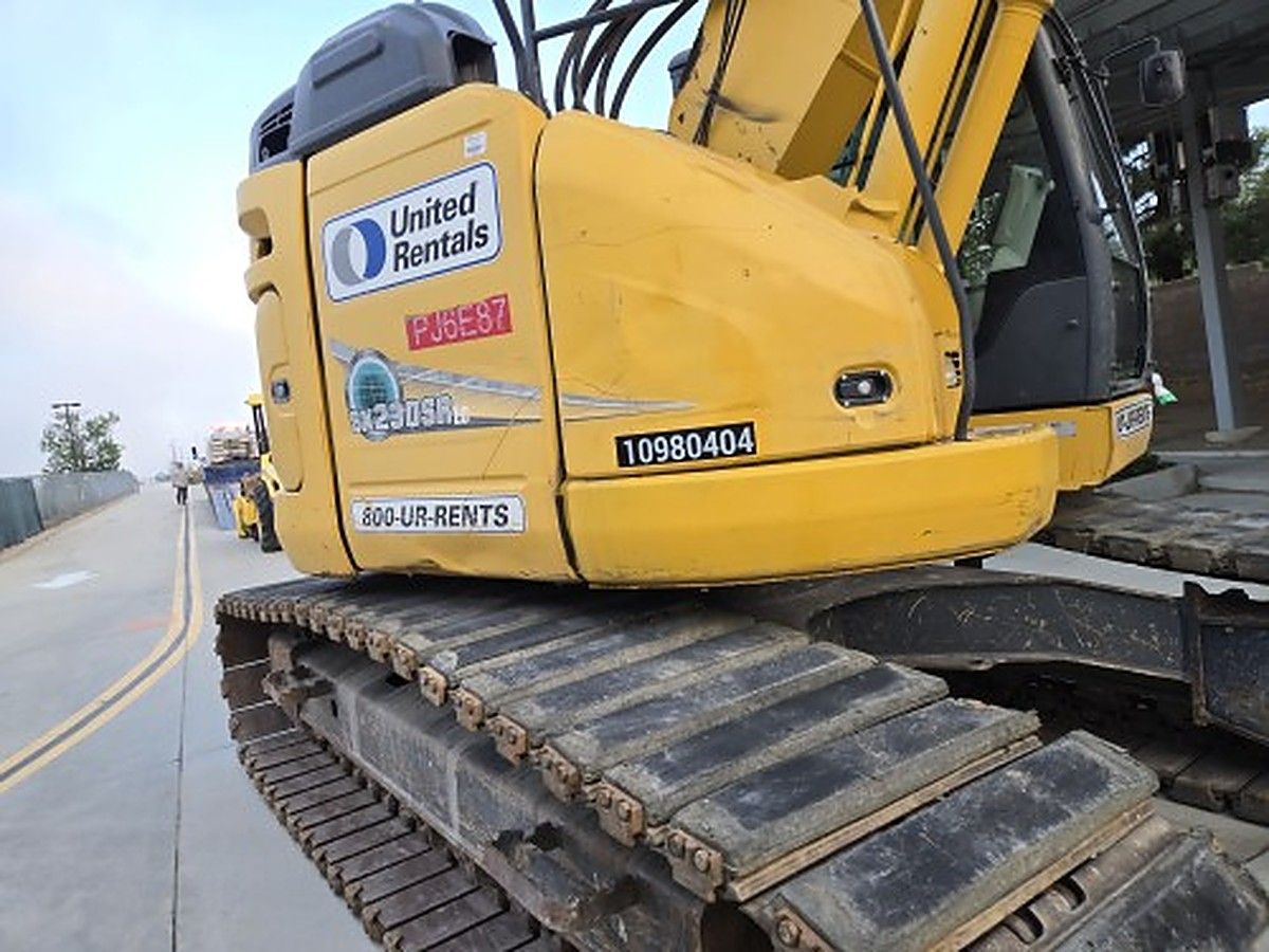 KOBELCO SK230SRLC-5 photo 9