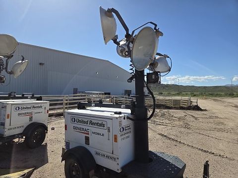 2019 MAGNUM PRO MLT3060MV Light Tower,4-7Kw Vert Mast