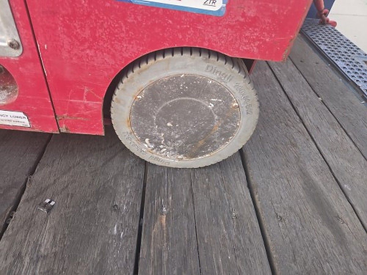 MEC 1330SE photo 7