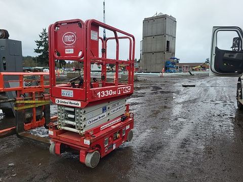2019 MEC 1330SE Scissor Lift 10-13' Electric