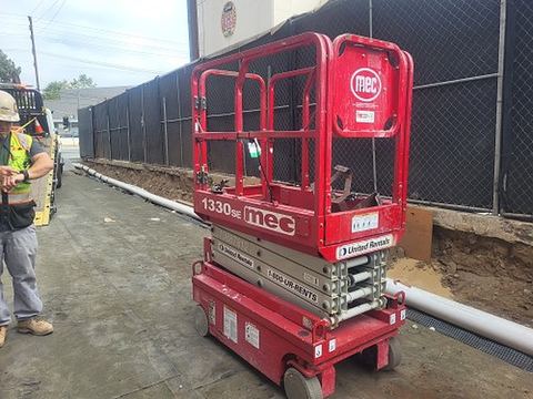2019 MEC 1330SE Scissor Lift 10-13' Electric