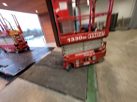 2019 MEC 1330SE Scissor Lift 10-13' Electric