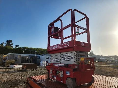 2019 MEC 1330SE Scissor Lift 10-13' Electric