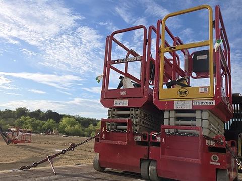 2019 MEC 1330SE Scissor Lift 10-13' Electric