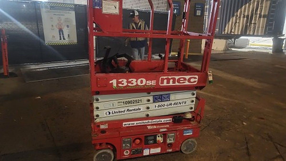 MEC 1330SE photo 9
