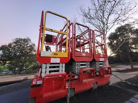 2019 MEC 1330SE Scissor Lift 10-13' Electric