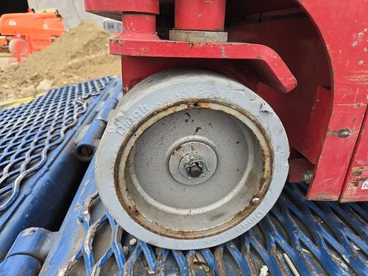 MEC 1330SE photo 8