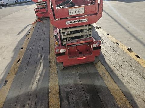 2019 MEC 1330SE Scissor Lift 10-13' Electric