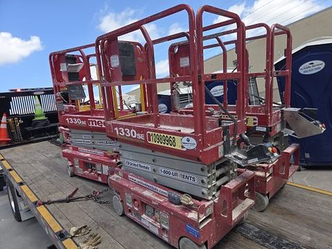2019 MEC 1330SE Scissor Lift 10-13' Electric