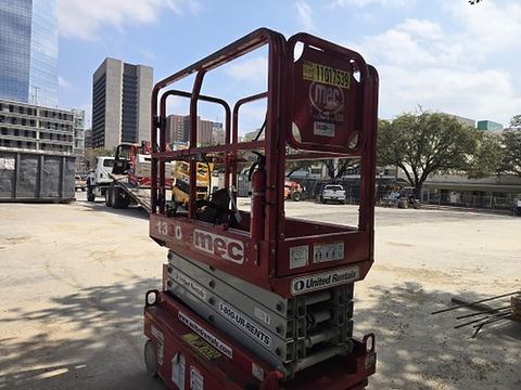 2019 MEC 1330SE Scissor Lift 10-13' Electric