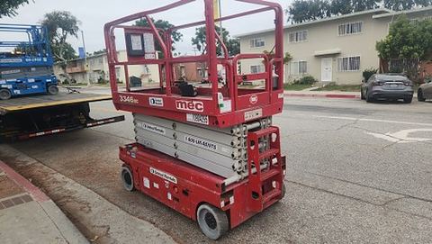 2019 MEC 3346SE Scissor Lift 30-35' Electric 46-48" Wide