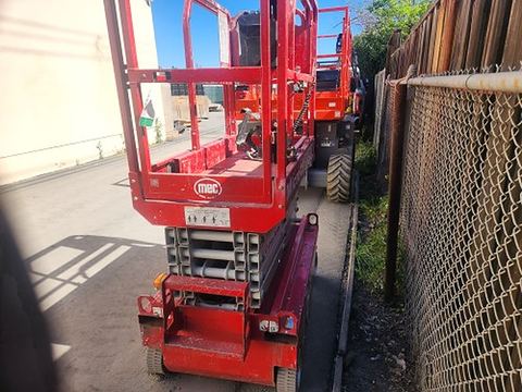 2019 MEC MICRO 19 Scissor Lift 18-19' Electric 60" Length