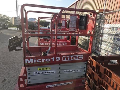 2019 MEC MICRO 19 Scissor Lift 18-19' Electric 60" Length