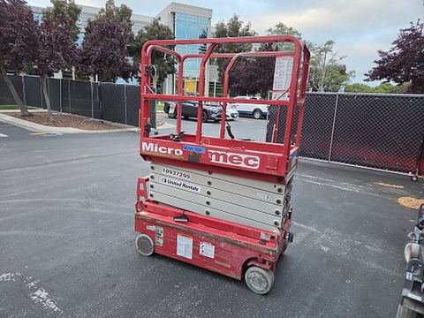 2019 MEC MICRO 19 Scissor Lift 18-19' Electric 60" Length