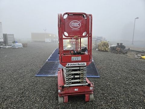 2019 MEC MICRO 19 Scissor Lift 18-19' Electric 60" Length