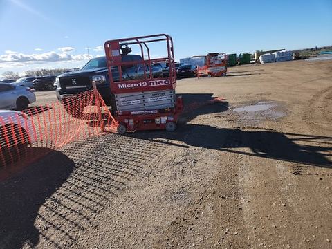 2019 MEC MICRO 19 Scissor Lift 18-19' Electric 60" Length