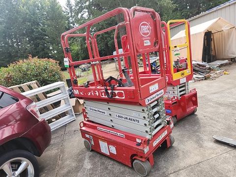 2019 MEC MICRO 19 Scissor Lift 18-19' Electric 60" Length
