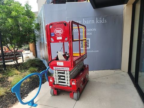 2019 MEC MICRO 19 Scissor Lift 18-19' Electric 60" Length