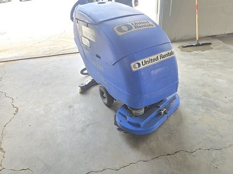 2019 NILFISK FOCUS II Floor Scrubber 28" Walkbehind