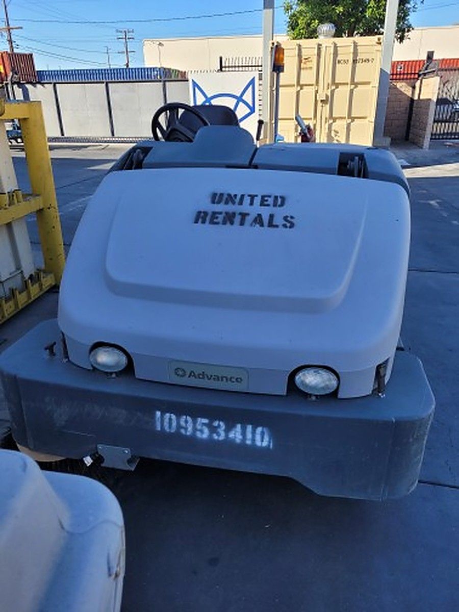 NILFISK SW8000 photo 5
