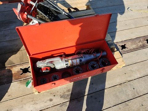 2019 RIDGID 700 Pipe Threader 700 Handheld Electric