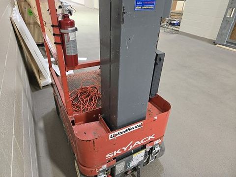 2019 SKYJACK SJ12 Vertical Lift 12' Elec Self Propelled
