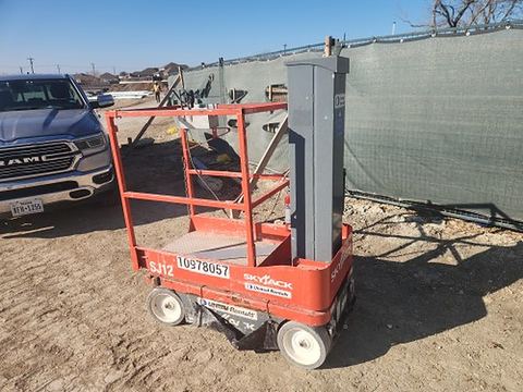 2019 SKYJACK SJ12 Vertical Lift 12' Elec Self Propelled