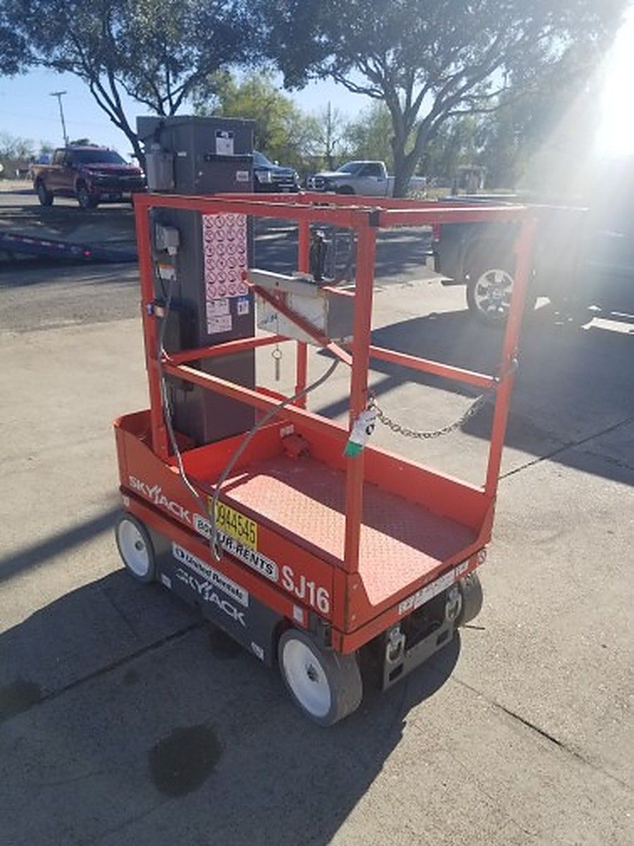 2019 SKYJACK SJ16 for sale in Las Vegas, NV