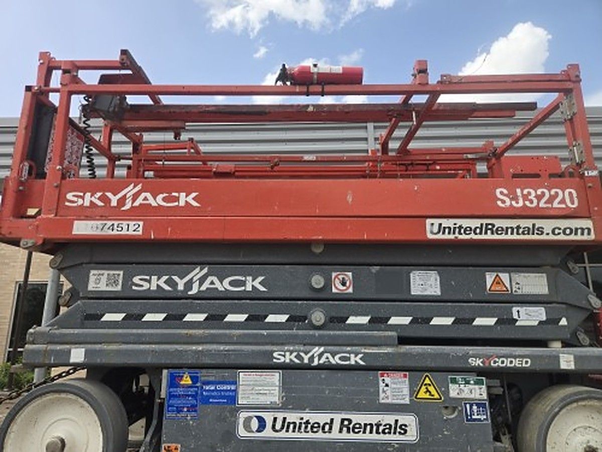 SKYJACK SJ3220 photo 3