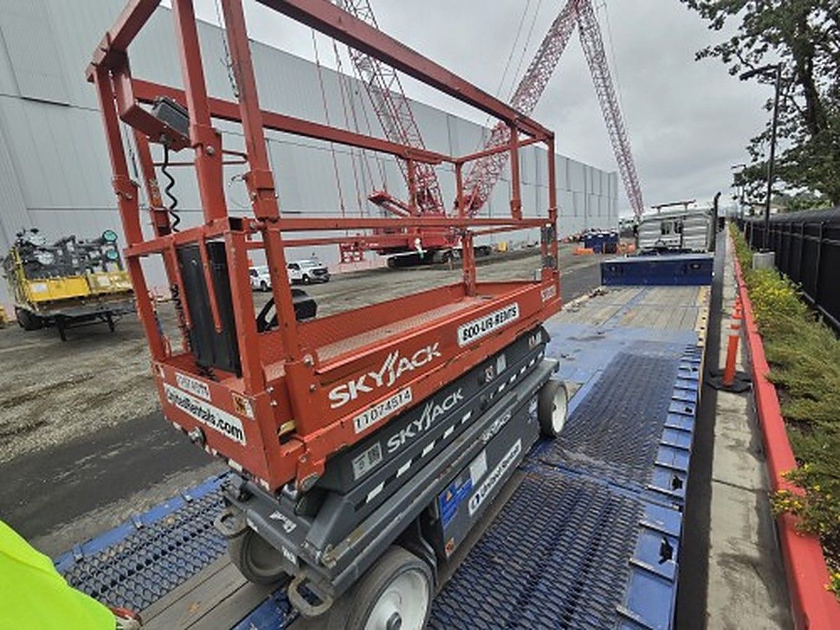SKYJACK SJ3220 photo 2