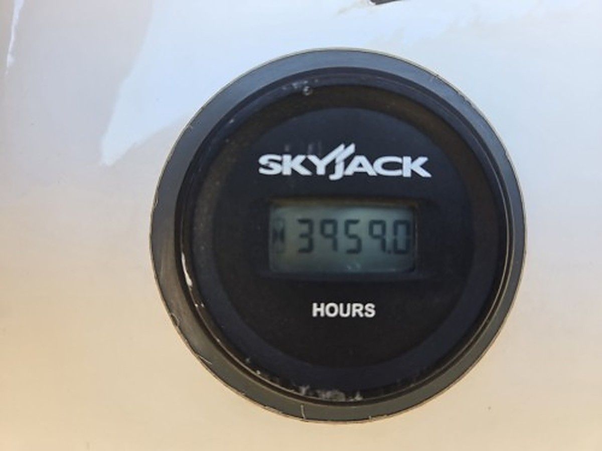 SKYJACK SJ66T photo 2