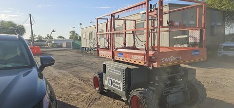 2019 SKYJACK SJ6826RT Scissor Lift 25-27' Ic 4Wd