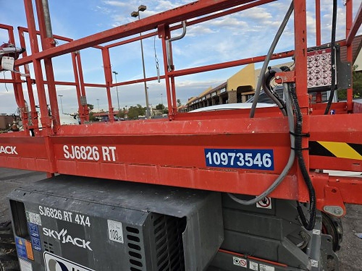 SKYJACK SJ6826RT photo 5