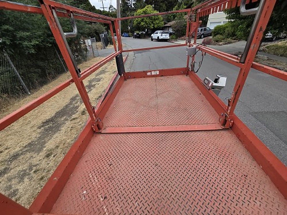 SKYJACK SJ6826RT photo 10