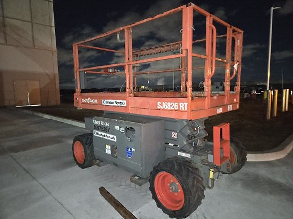SKYJACK SJ6826RT photo 5