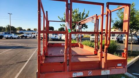 2019 SKYJACK SJ6826RT Scissor Lift 25-27' Ic 4Wd