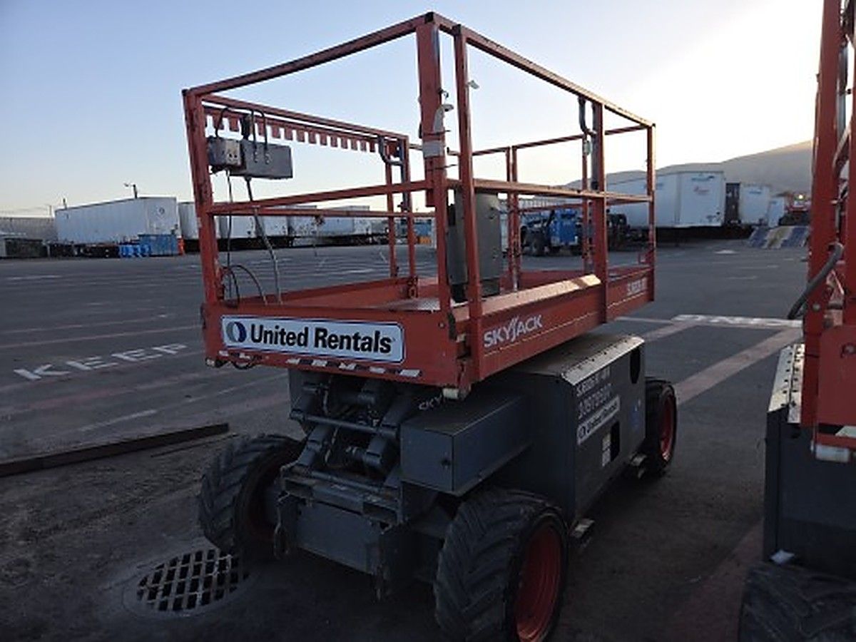 SKYJACK SJ6826RT photo 2
