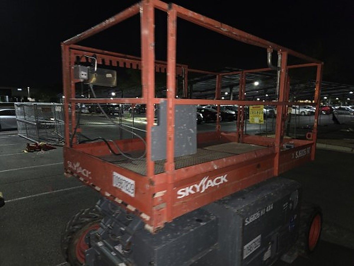SKYJACK SJ6826RT photo 5
