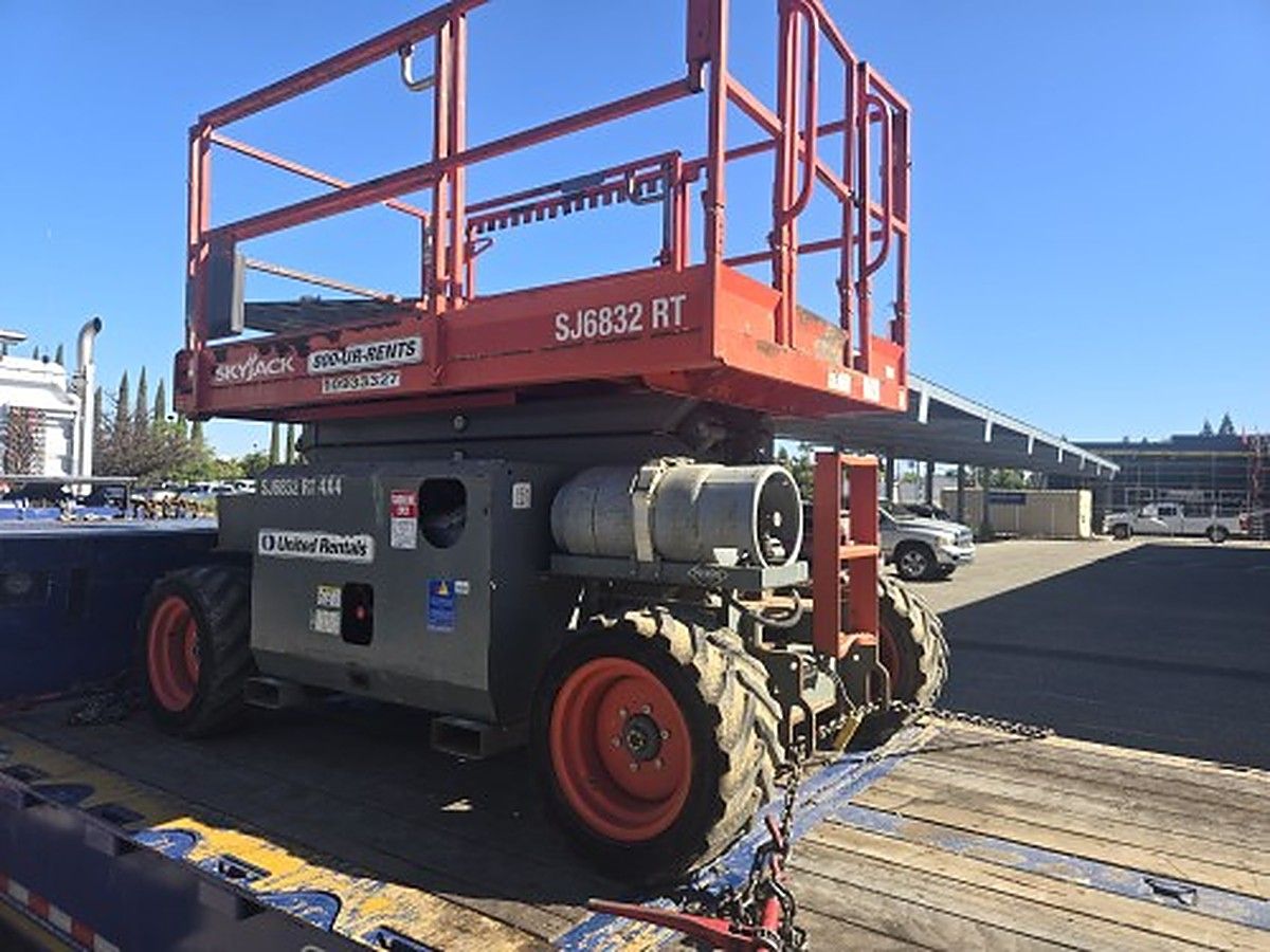 SKYJACK SJ6832RT photo 5